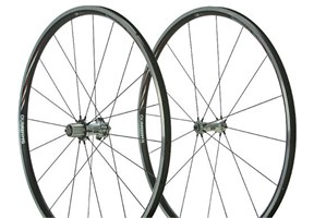 shimano-felna-za-tocak-wh-r601-zadnja-20h-crna