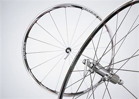 shimano-felna-za-tocak-wh-7850-sl-prednja-16h-crna