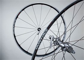 shimano-felna-za-tocak-wh-7850-c24-cl-prednja-16h-carbon-alloy